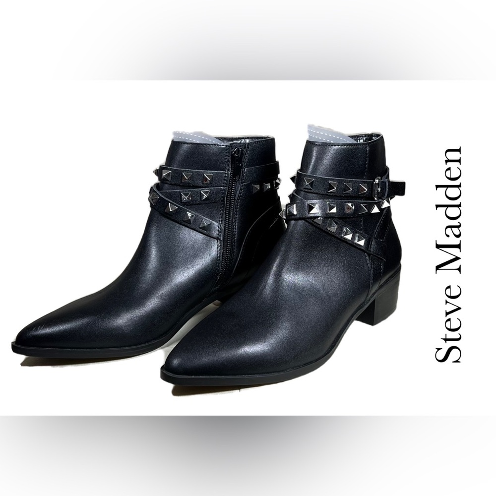 SB12 NWOB Steve Madden Women’s Black Leather Besto Ankle Boots Size 5.5